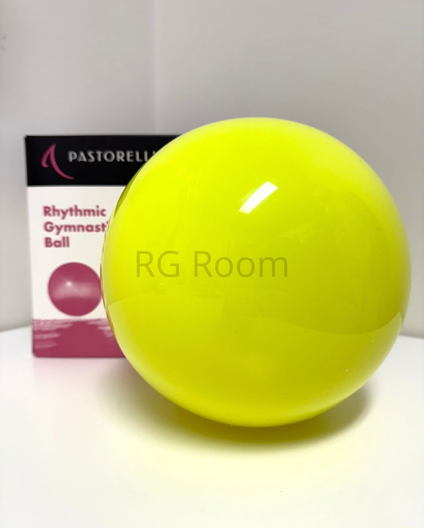 Pastorelli New Generation Ball 18 cm - Yellow