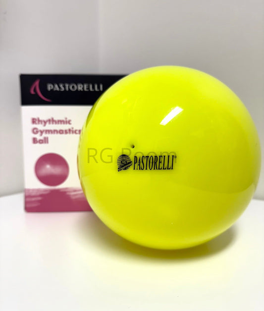 Pastorelli New Generation Ball 18 cm - Yellow