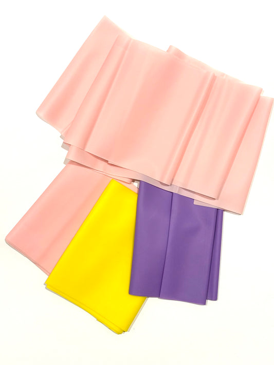 Elastic strengthening band